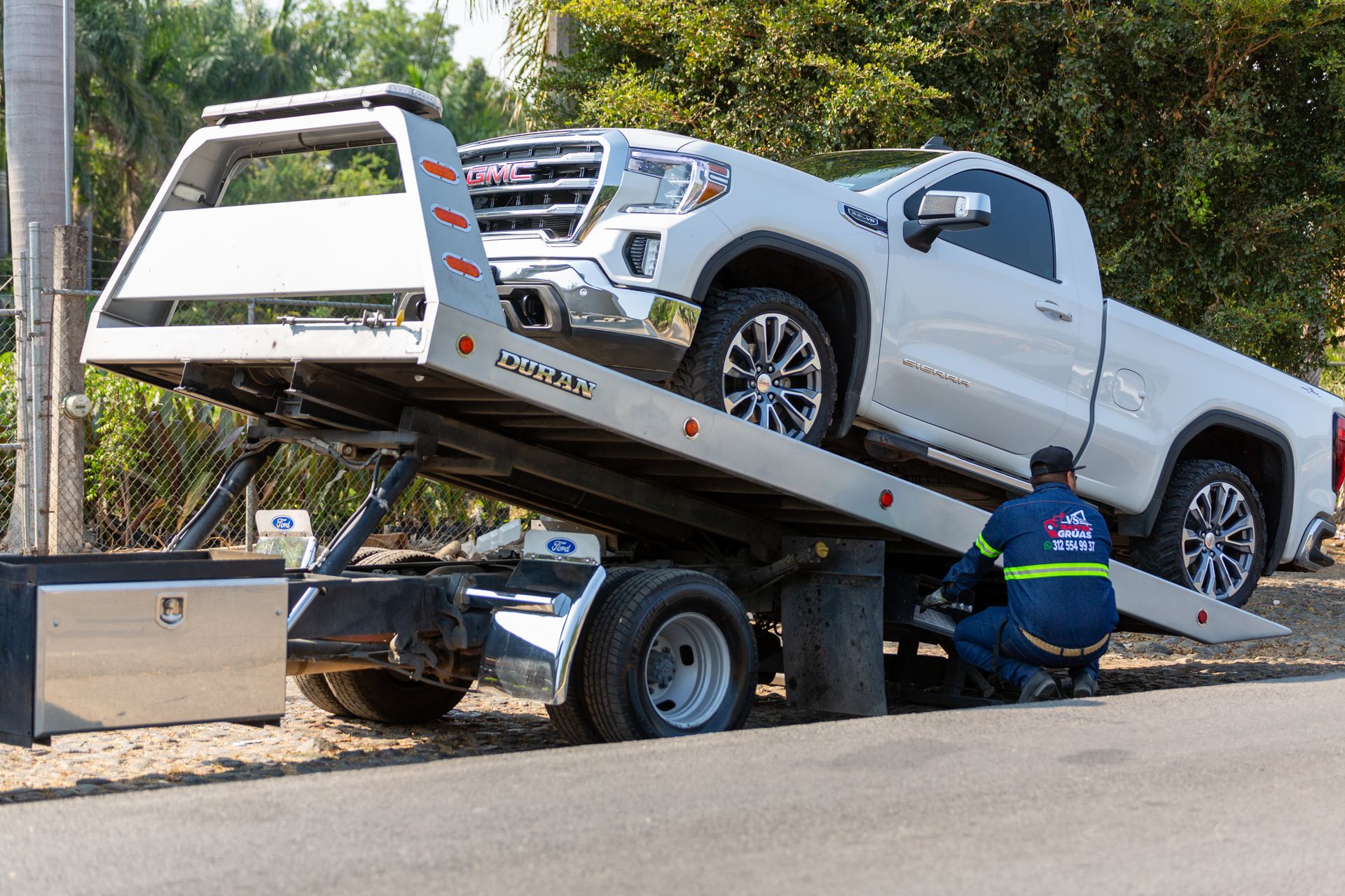 Car transport / Abschlepdienst
